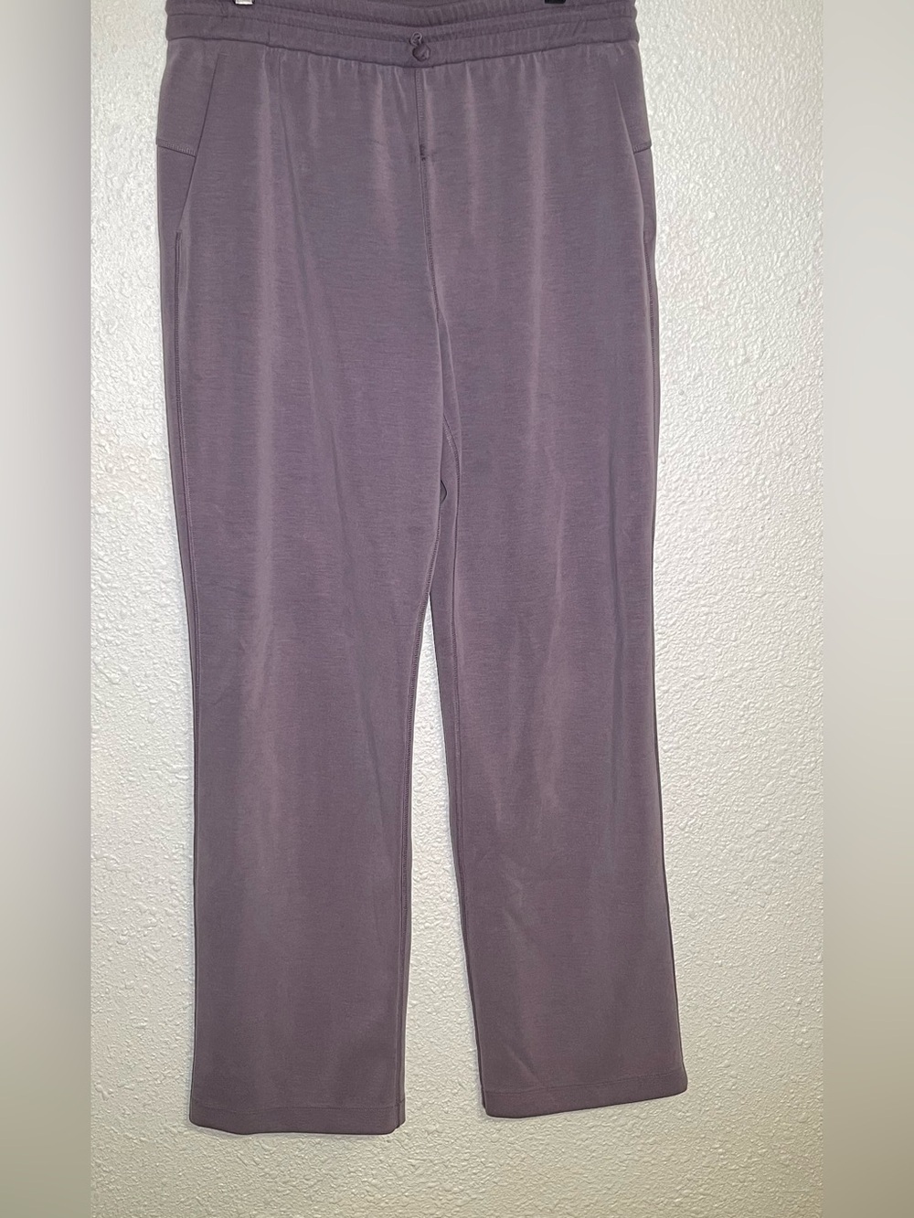 Lululemon sofrtreme Mauve Wide-Leg Knit Pants size 10